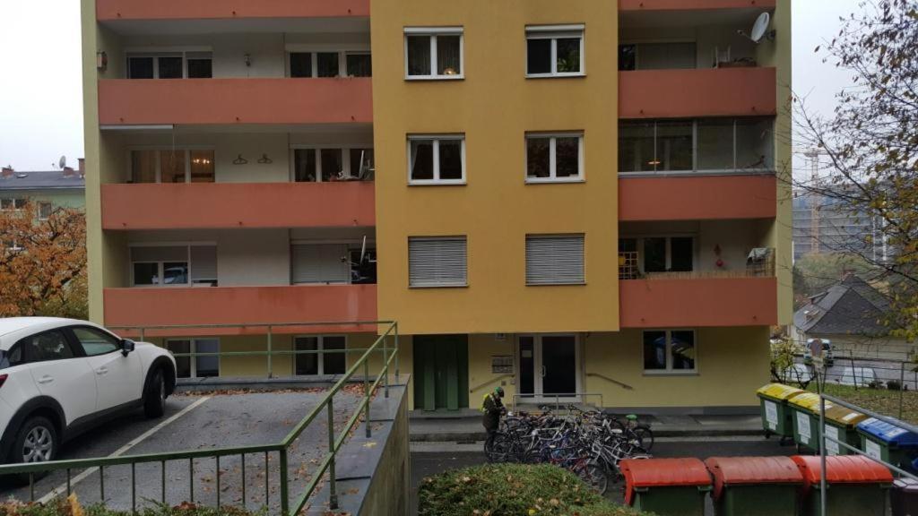Bei Lkh Graz,1X Parkplatz,15 Stock! Apartment Exterior photo